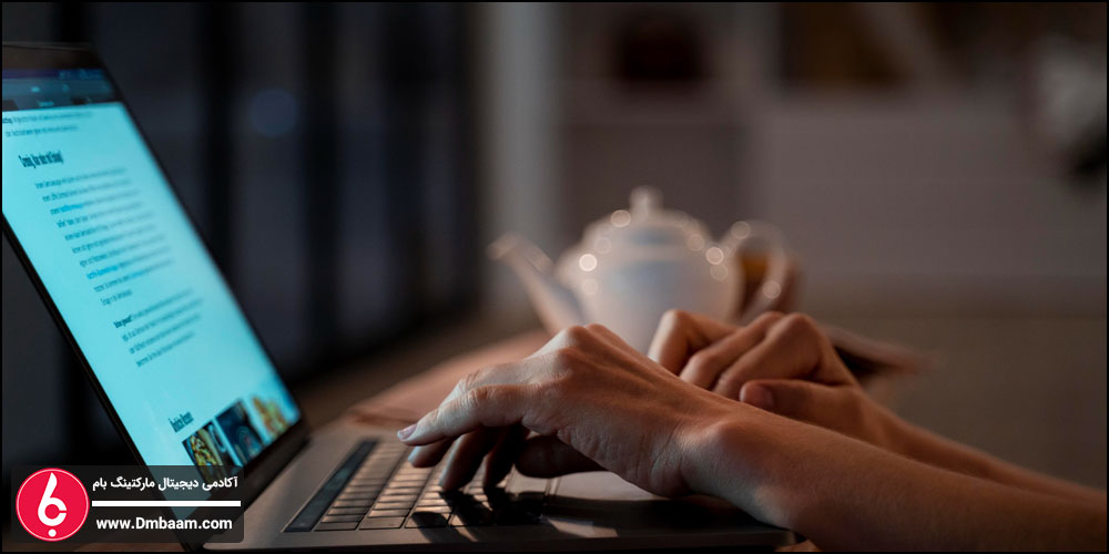 هوش مصنوعی یا نیروی انسانی؟ کدام برای تولید محتوا بهتر است؟ 3 انتخاب میان هوش مصنوعی یا نیروی انسانی در تولید محتوا